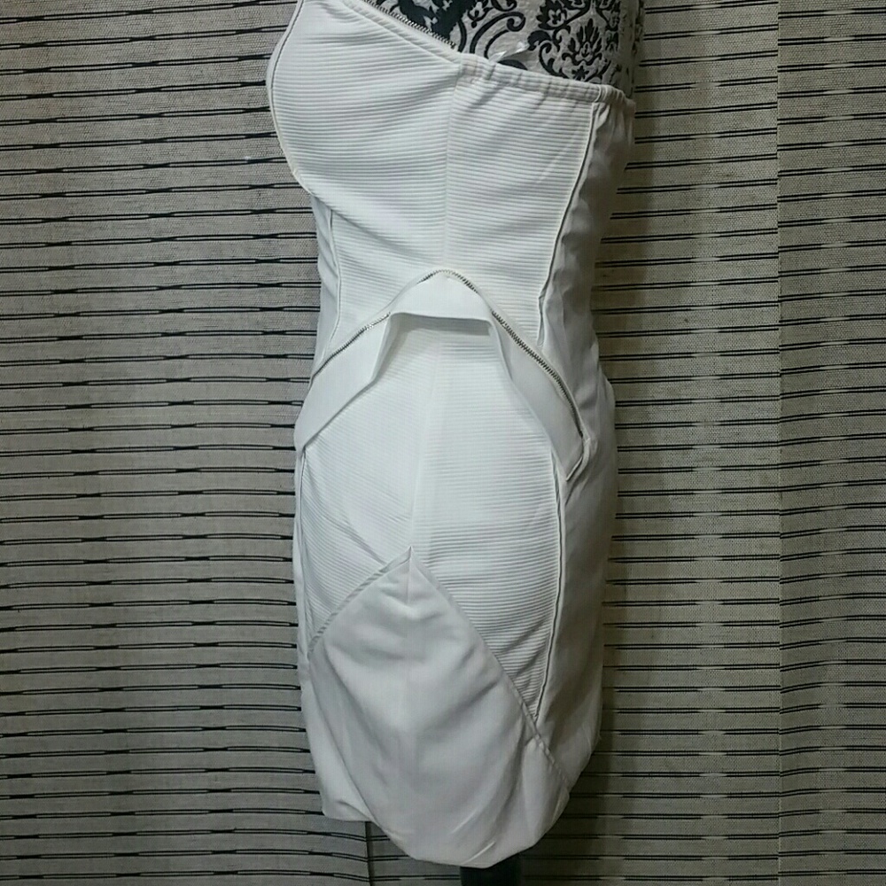 Only 1 left!  Off White Strapless Zipper Dress - Picture 4 of 8